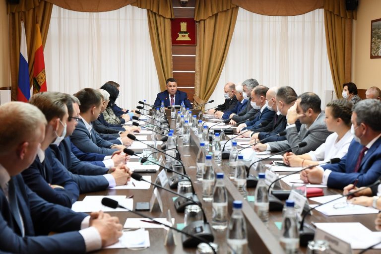 Губернатор Игорь Руденя обсудил с депутатами «ЕР» в ЗС главные направления совместной работы