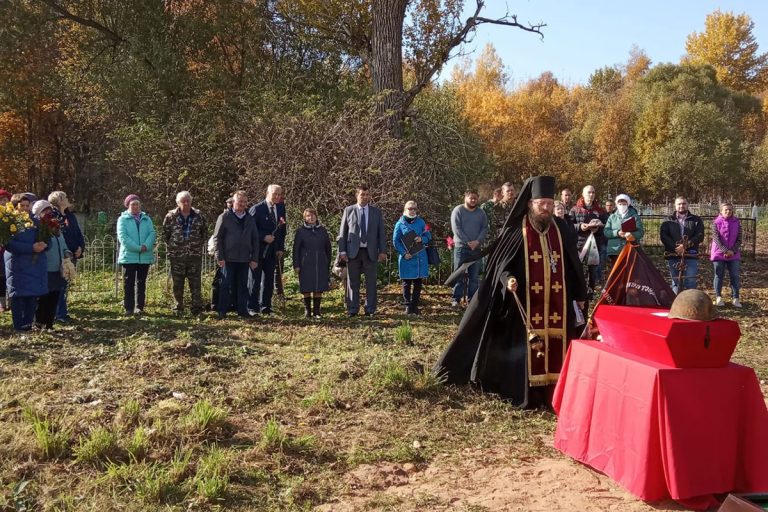 На родине в Тверской области захоронили останки павшего в боях под Ленинградом красноармейца