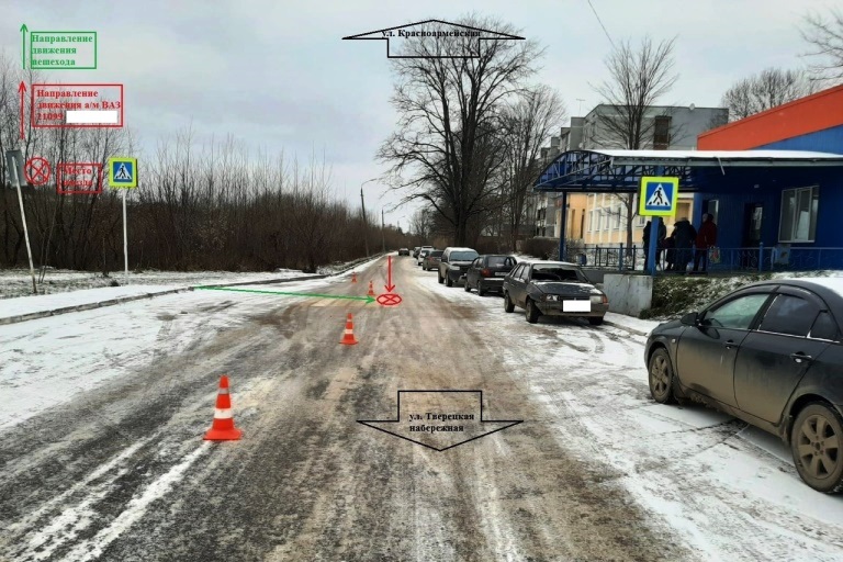 В Тверской области ВАЗ сбил пешехода и протаранил иномарку