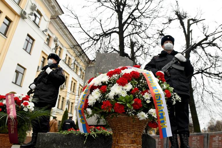 В Твери почтили память сотрудников органов внутренних дел, погибших при исполнении служебного долга