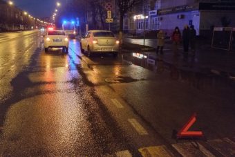 В Твери под колесами машины пострадала 21-летняя девушка В Твери под колесами машины пострадала 21-летняя девушка