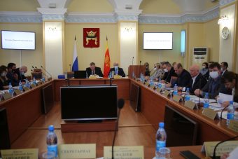 В Твери депутаты подсчитали расходы и доходы на ближайшие три года
