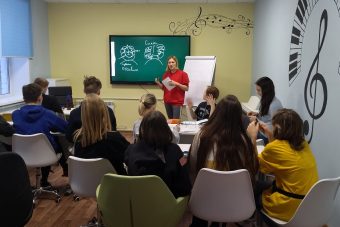 Юные тверские биологи занимались в Центре "Орион"