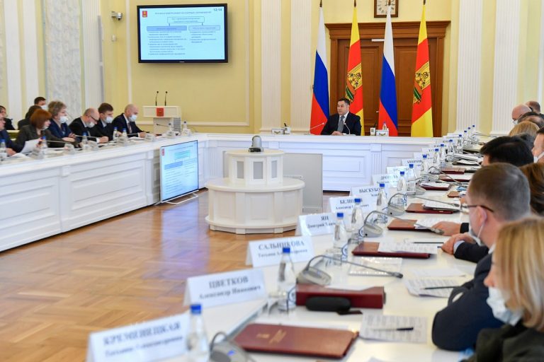 На заседании правительства Тверской области обсудили работу МФЦ