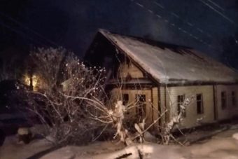 Следователи разбираются в обстоятельствах пожара в Осташкове, унесшего жизнь человека
