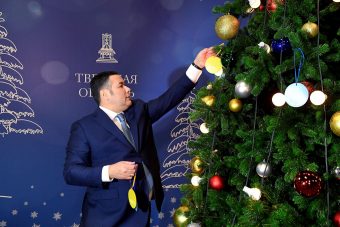 Губернатор Игорь Руденя поможет Деду Морозу исполнить желания 38 детей из Тверской области