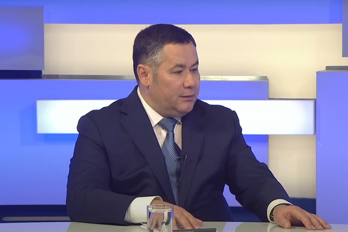 Губернатор Игорь Руденя в прямом эфире расскажет о летнем отдыхе детей и работе для подростков