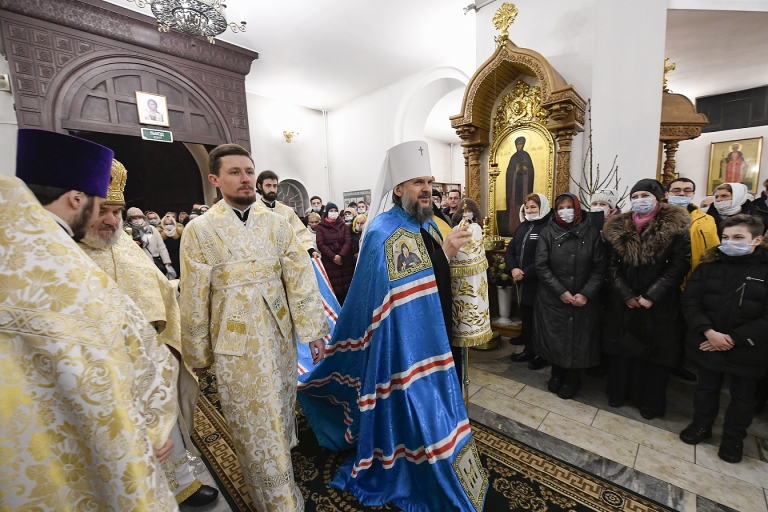 Игорь Руденя встретил Рождество Христово вместе с прихожанами Воскресенского кафедрального собора в Твери