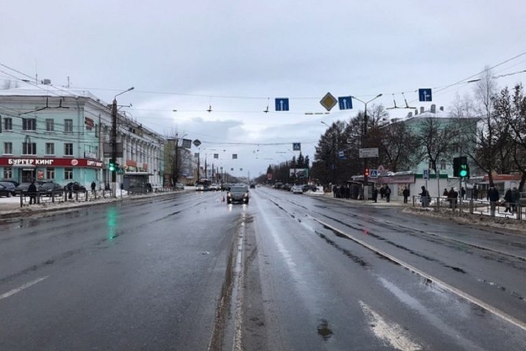 На проспекте Калинина в Твери сбили пешехода (видео)