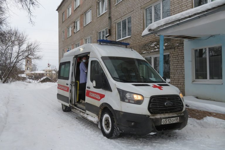 Студентов медицинских колледжей мотивируют к работе на Тверской станции скорой помощи
