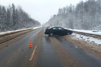 Пожилая пассажирка пострадала в ДТП на М-9 в Тверской области