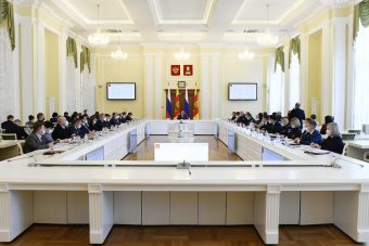 В Тверской области рассмотрены итоги проведения конкурентных закупок в 2021 году и график госзакупок на 2022 год