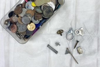 Тверские врачи показали предметы, проглоченные детьми