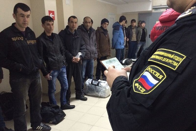 Мигрантов будут выдворять из России за любые правонарушения