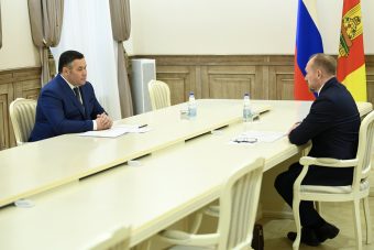 Игорь Руденя и глава Старицкого района обсудили возможность установки памятника вице-адмиралу Корнилову Игорь Руденя и глава Старицкого района обсудили возможность установки памятника вице-адмиралу Корнилову
