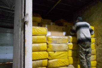 В Тверь пытались провести 165 тысяч контрабандных пачек сигарет под видом белорусской земли В Тверь пытались провести 165 тысяч контрабандных пачек сигарет под видом белорусской земли