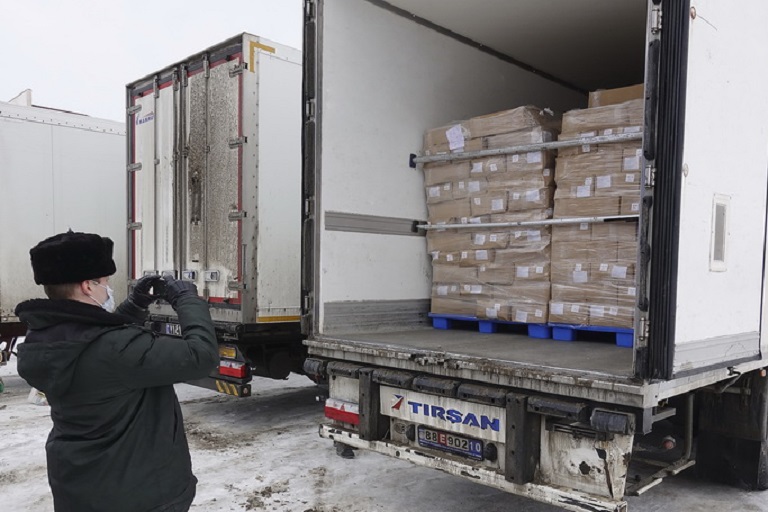 В Россию для продажи разрешили ввозить товары без разрешения правообладателя В Россию для продажи разрешили ввозить товары без разрешения правообладателя