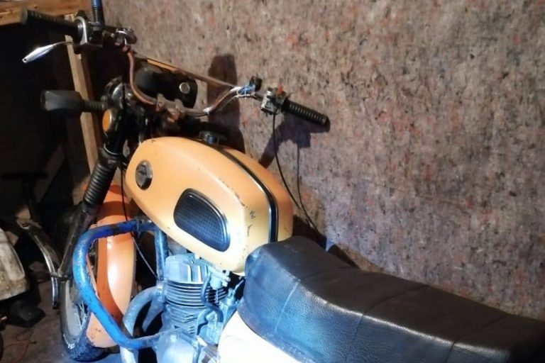 Двое детей пострадали в ДТП с мотоциклом в Тверской области