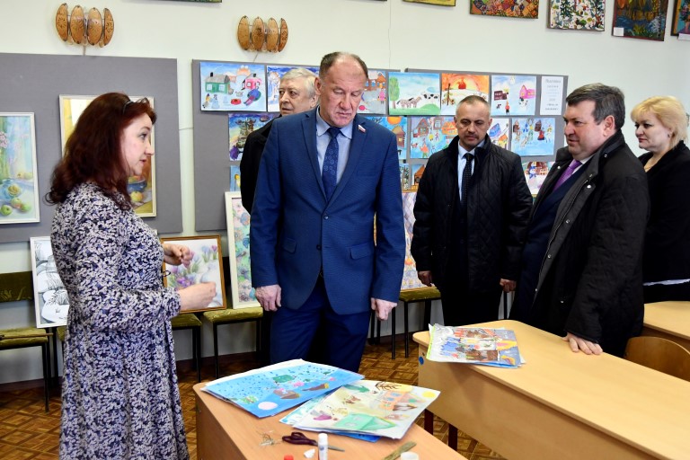 Депутаты Заксобрания Тверской области провели «Парламентский день» в Кесовой Горе