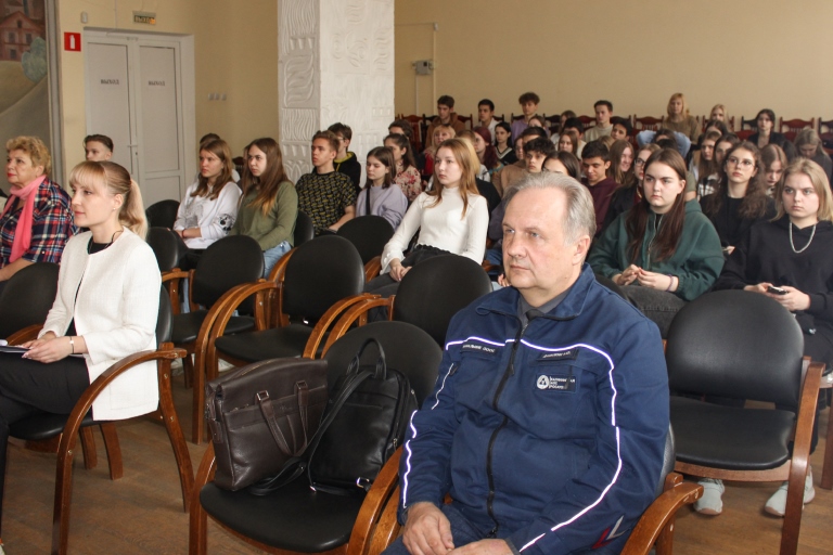 Студенты Тверских колледжей познакомились с передовыми технологиями и экологическими проектами Калининской АЭС