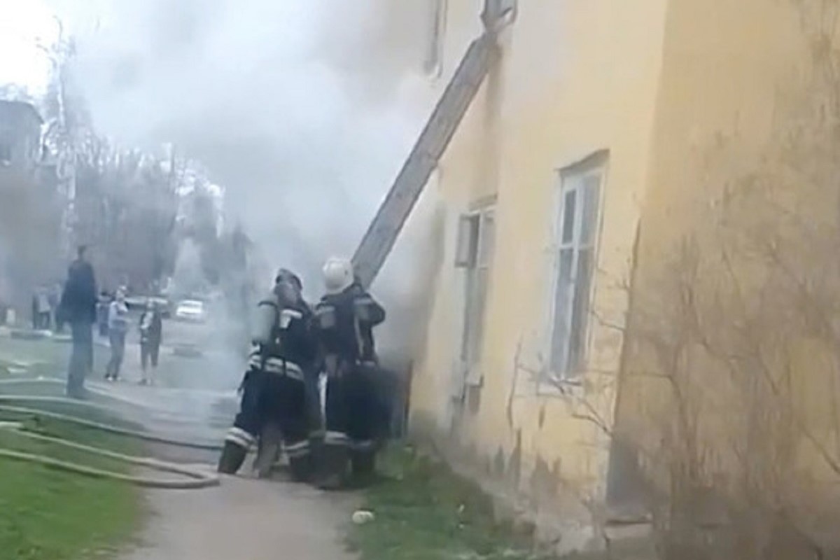 В Бежецке произошел пожар в жилом доме