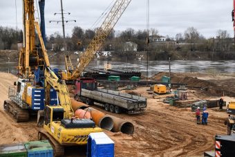 Игорь Руденя проконтролировал ход строительства Западного моста в Твери Игорь Руденя проконтролировал ход строительства Западного моста в Твери