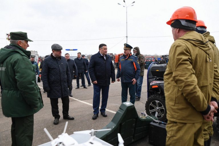 Готовность сил МЧС в регионе к работе в условиях ЧС проверил губернатор Тверской области