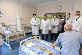 Полпред Президента РФ и Губернатор Тверской области навестили пострадавших при пожаре сотрудников НИИ ВКО