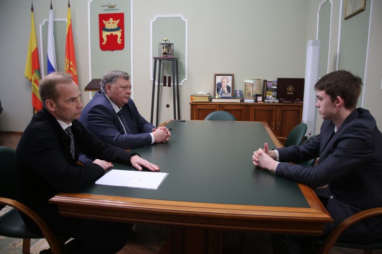 Тверской гимназист обратился в Думу с предложением возродить речной транспорт