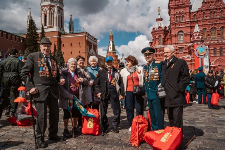Фронтовики из Тверской области, суворовцы и курсантки ВКО приняли участие в Параде Победы в Москве
