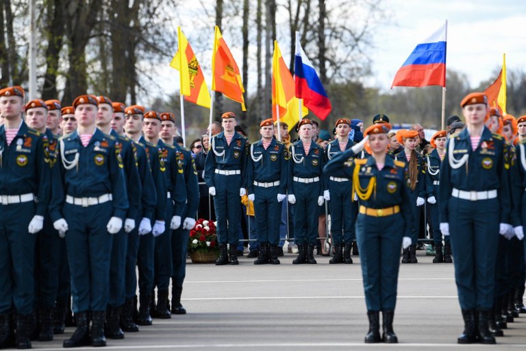 Игорь Руденя принял участие в торжествах в честь 77-летия Великой Победы в Ржеве