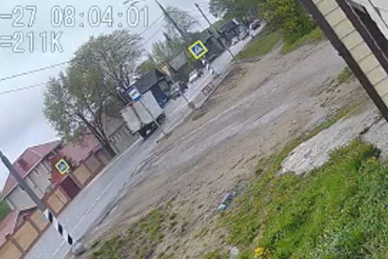 Шестнадцатилетнюю девушку сбили на переходе в Тверской области (видео)