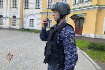 В Твери росгвардейцы задержали наивную воровку