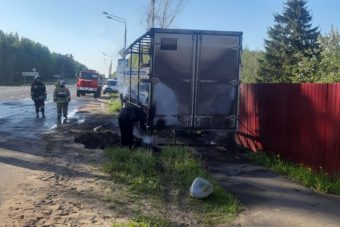 Водитель "Газели" сгорел на М-10 в Тверской области