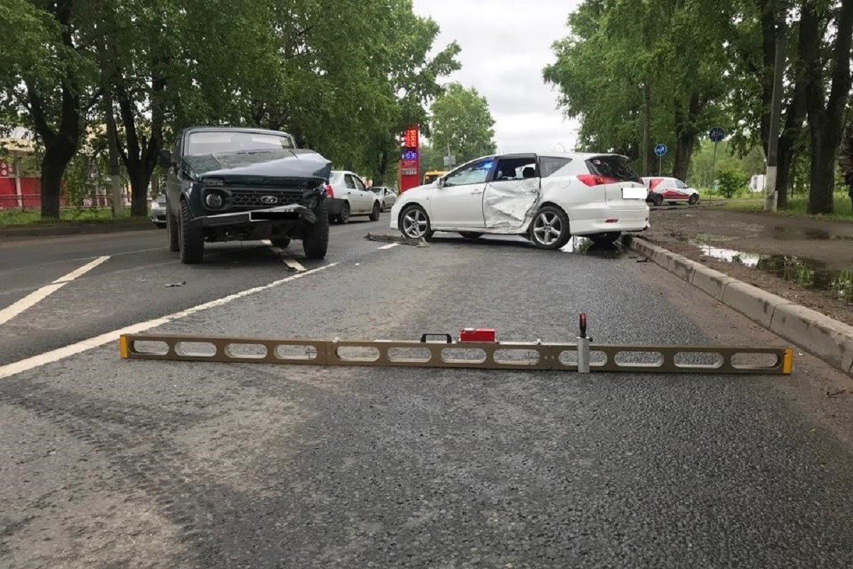Двое малолетних детей пострадали в ДТП в Заволжском районе Твери