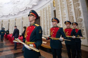 Городам воинской славы Твери и Ржеву вручили «Мечи Победы»