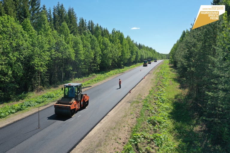 В Тверской области завершается укладка асфальтобетона на дороге Рамешки  Максатиха