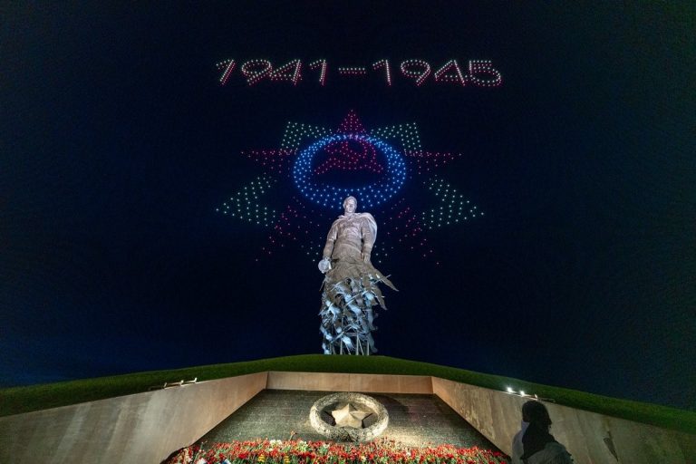 Ночью на Ржевском мемориале Советскому солдату зажгут «Свечу памяти» и устроят концерт