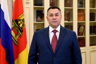 Игорь Руденя поздравил служащих и ветеранов с Днём ВМФ