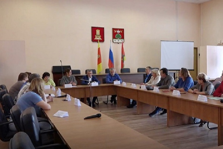 Вопросы диагностики болезней системы кровообращения и онкозаболеваний обсудили за круглым столом в Бежецке