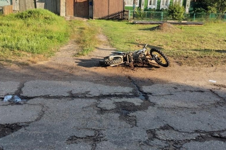 13-летний водитель мопеда пострадал в ДТП в Тверской области