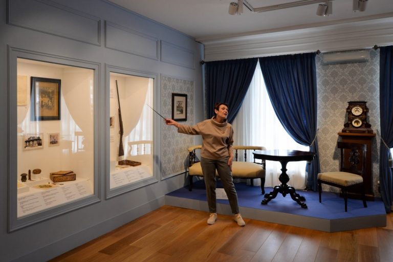 В Бежецком музее воссоздадут интерьеры дворянской усадьбы и крестьянской избы