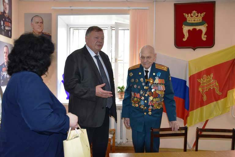 Фронтовику – Почетному гражданину Тверской области Спартаку Сычеву исполнилось 99 лет