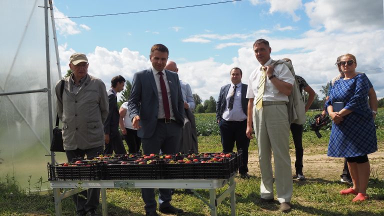 Депутаты Заксобрания Тверской области провели "Парламентский день" в Старицком округе