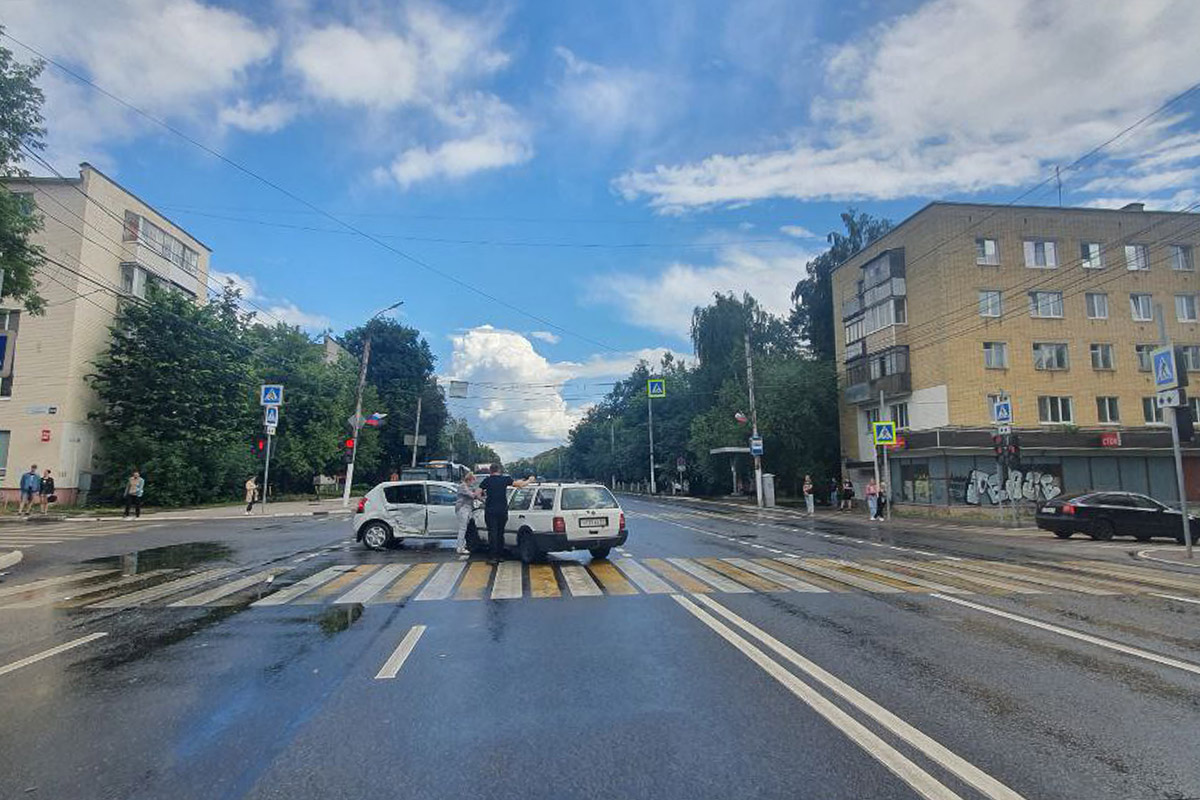 Женщина пострадала в ДТП на улице Горького в Твери