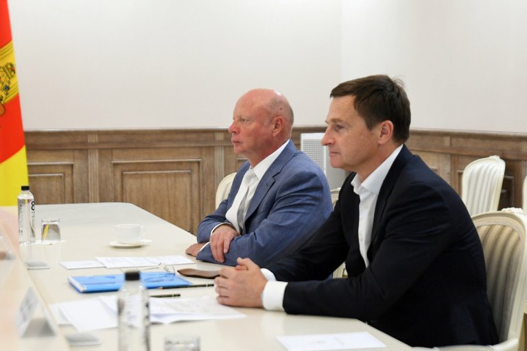 Игорь Руденя и Сергей Бачин обсудили реализацию проектов в Завидово Тверской области