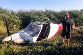 Легкомоторный самолёт совершил жёсткую посадку в Кимрском районе