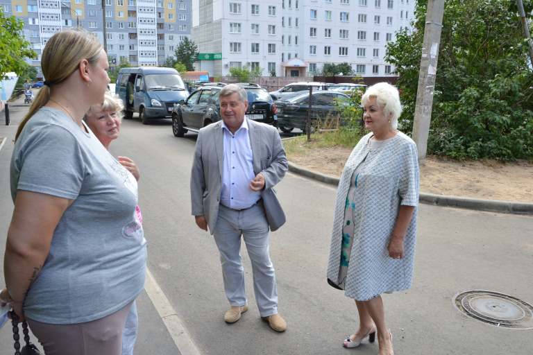 В Твери продолжается ремонт дворов