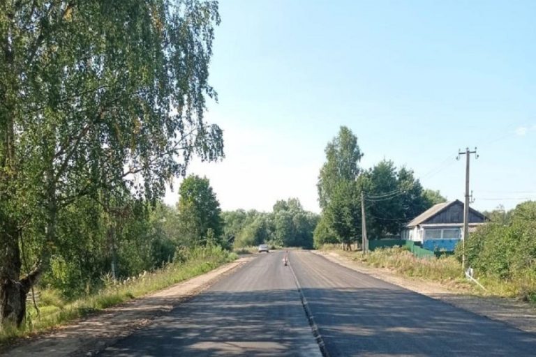 Житель Тверской области получил травмы, не совладав с мопедом