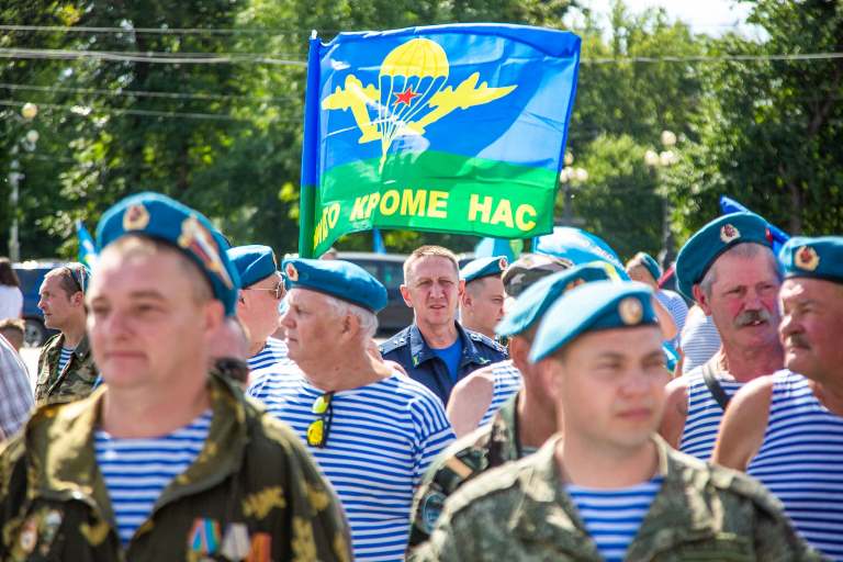 В Твери масштабно отметили день ВДВ